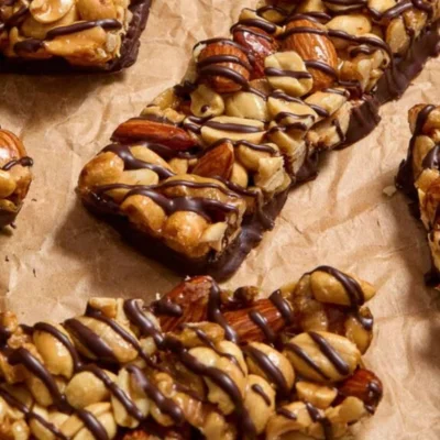 Barras de frutos secos con chocolate